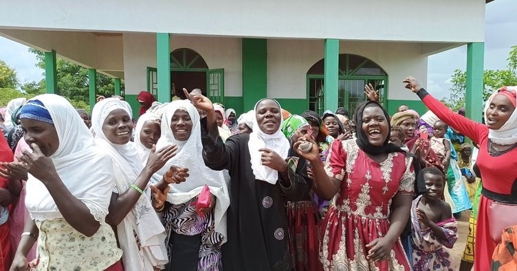 Uganda’da 100 aileye gıda yardımı